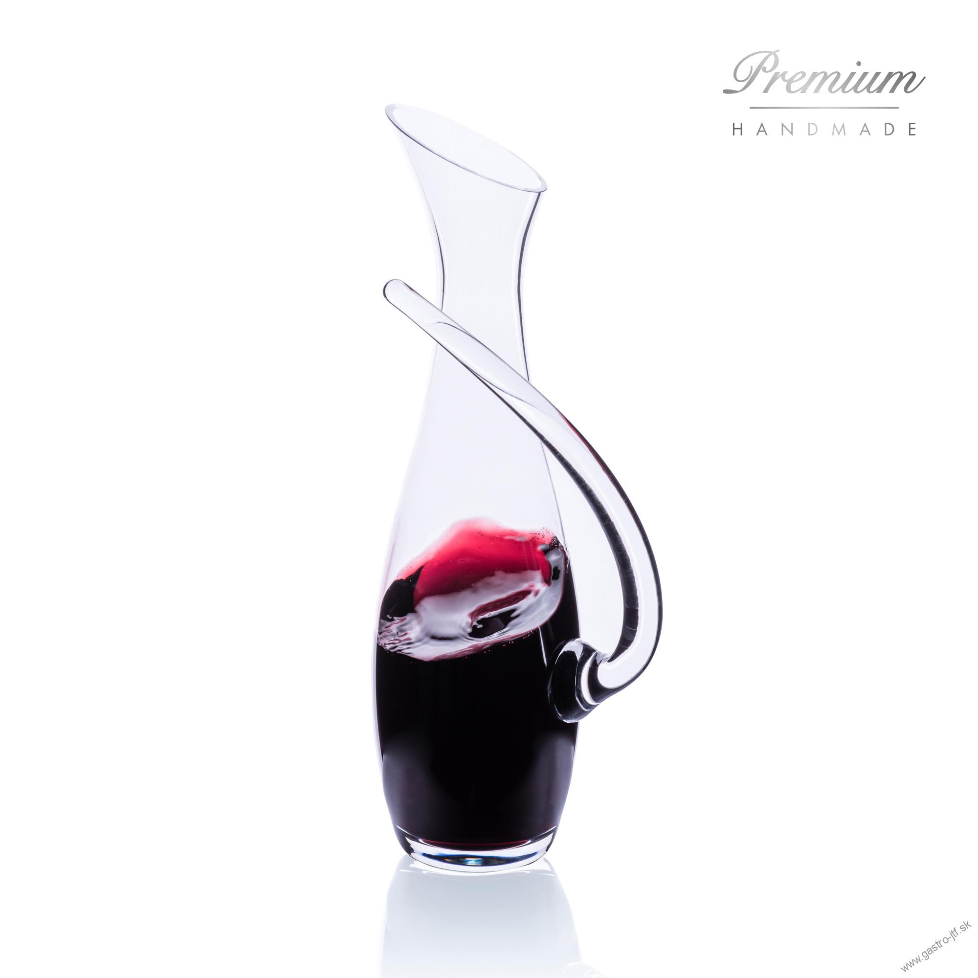 Karafa 1400 ml s uchom PREMIUM