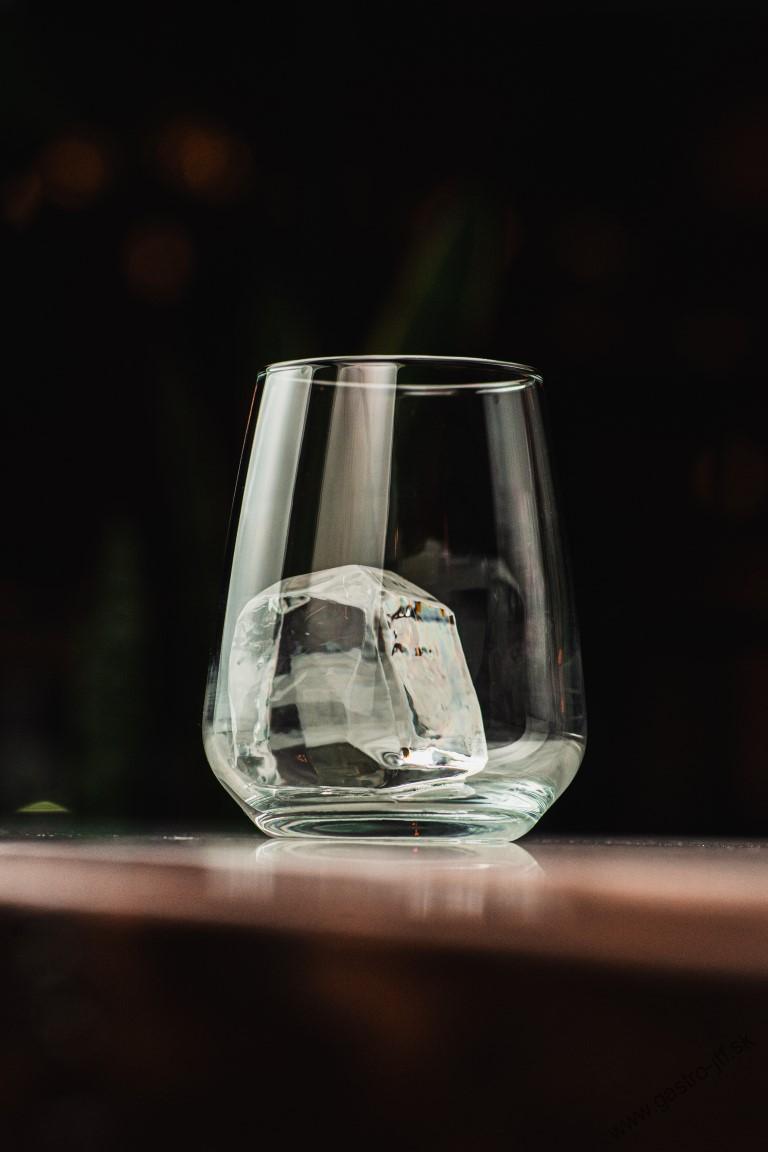 Pohár 350 ml WINO (celotemperovaný)