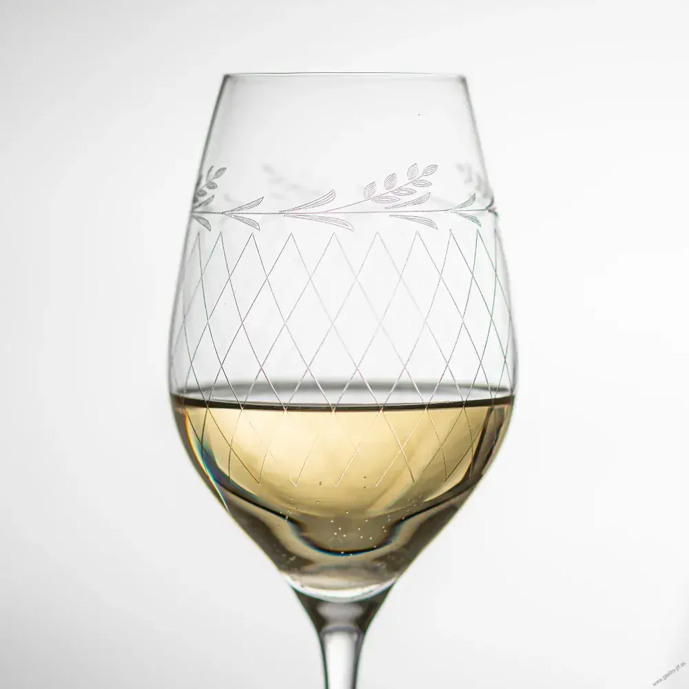 Poháre na víno LIDKA 360 ml 4 ks