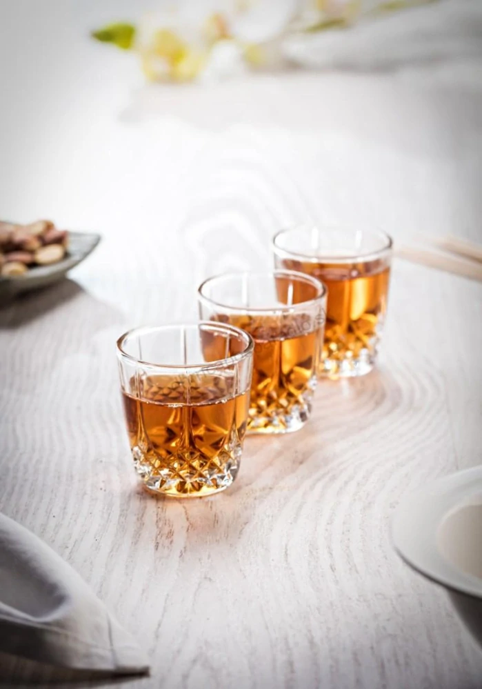 Pohár 60 ml CARES  /8 ks v bal/